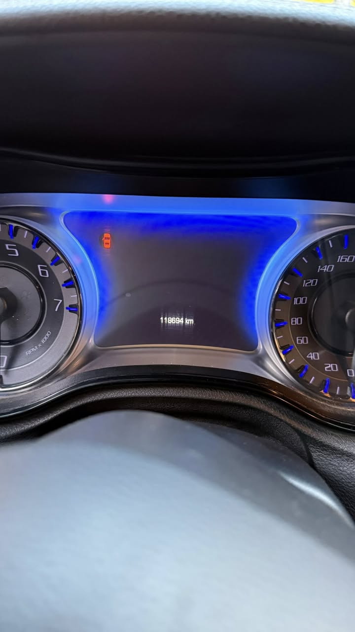 كرايسلر وارد كندي
‎2017 كفاله عامه ماعدا بارد بالجاملغ 
فئه ال s
بانوراما
ماشيه 112 mi
اللون نيلي 
سنويه 2029 تنتهي
تحويل او وكاله 
السعر 240 وبيها مجال


**إذا كنت صاحب هذا الإعلان وتريد حذفه لأي سبب، رجاءا أرسل رسالة إلى الدعم الفني**