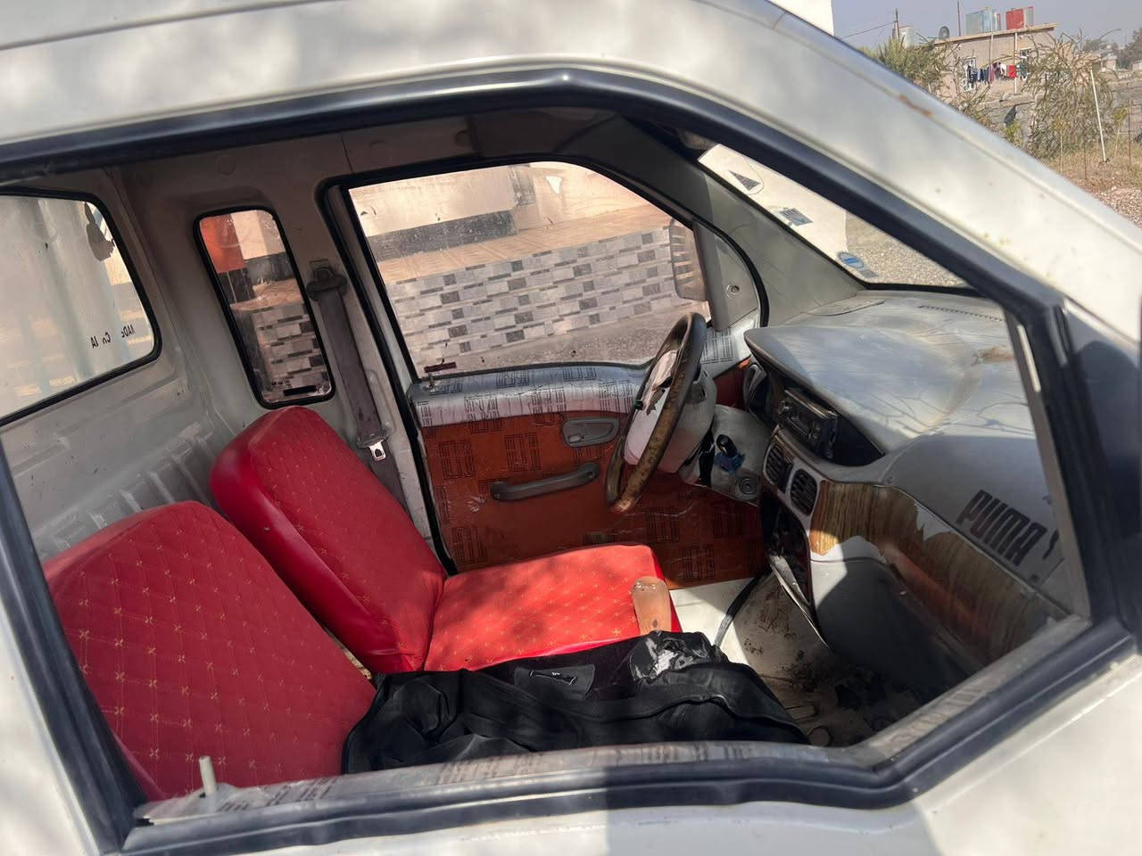 السلام وعليكم هانفي للبيع موديل 2007 محرك كير اكسل شرط  نكره سلف السعر 21 ورقه  وبيه مجال قليل  منفيس اصلي بيها  مكاني صلاح الدين بيجي الحجاج شراي يتصل ***********
