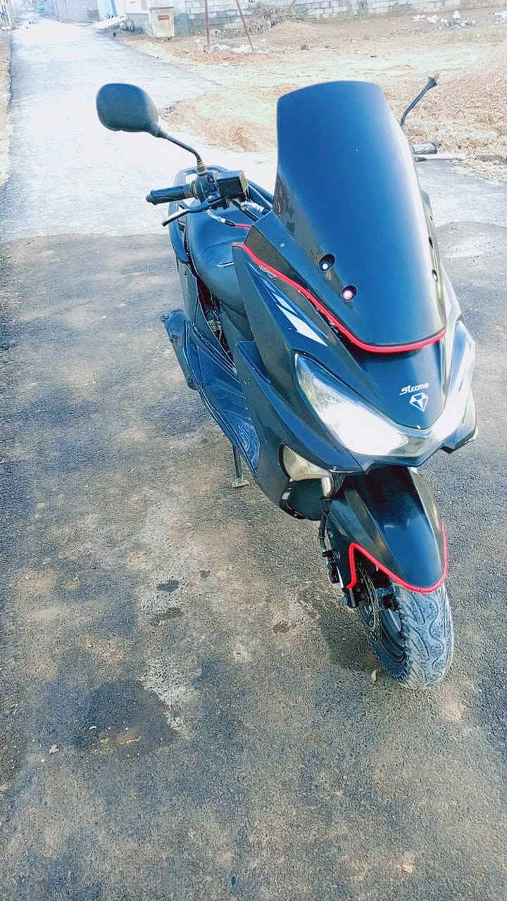 السلام عليكم دراجه للبيع نكره سلف كولهه شغاله مكينته خير من الله ماتخلي عليه ربع السعر 300
***********
