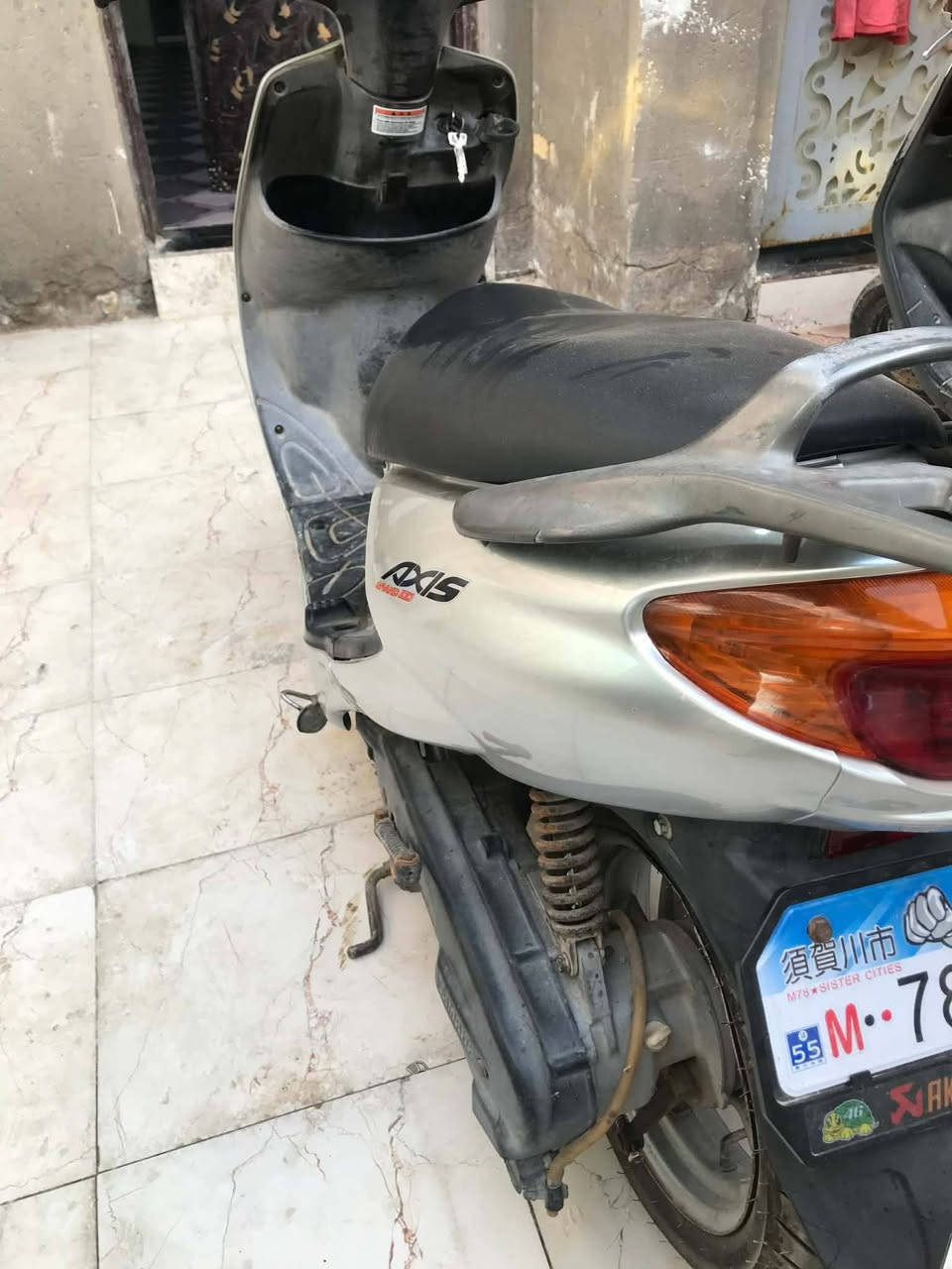 سلام عليكم اخوان دولفين دراجة حلوة ناشفة سعرها 600 وبيها مجال وهذا رقمي ***********
