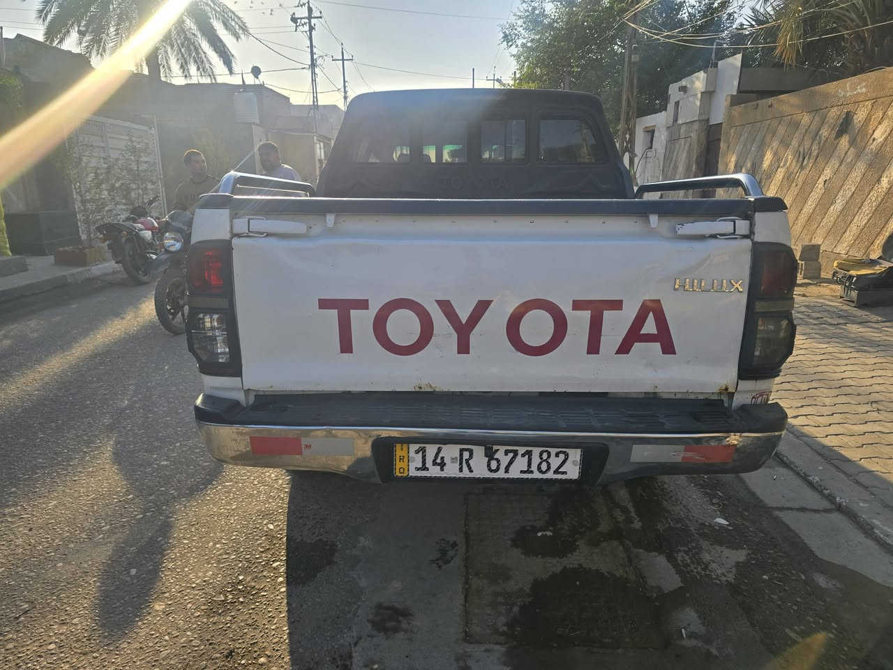 🚗 _للبيع_ 🚗

هايلوكس ٢٠١٤
- كاز كير عادي
- رقم وسنويه حديثة بسمي
- رقم دولي بصرة
- شرط تحويل

السعر: ١٦٥ $$$

الموقع: محافظة البصرة - قضاء الدير

للتواصل:
***********
***********
