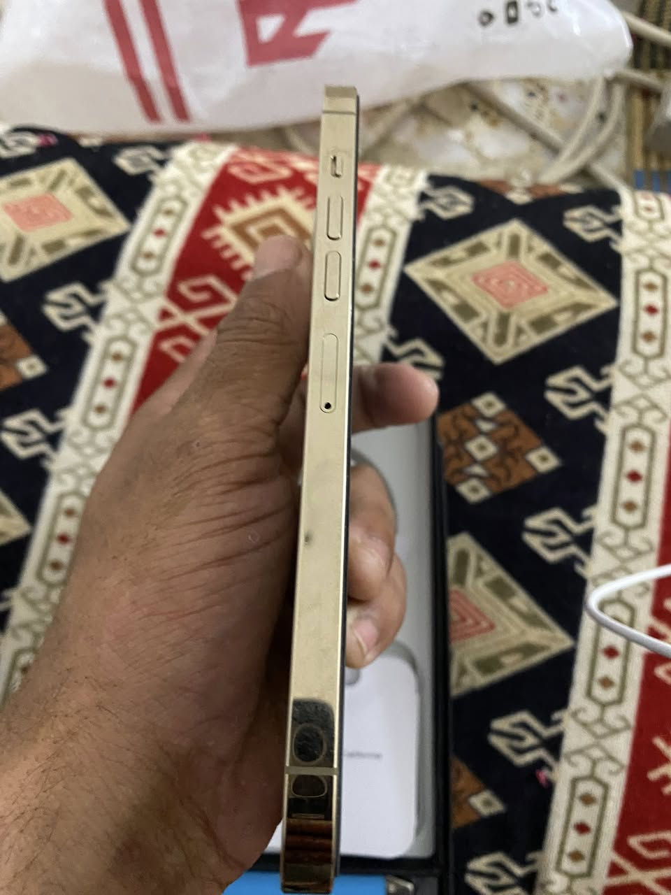 السلام عليكم جهاز13بروماكس ذاكرة512 بطارية88وقراضه كاملة العنوان كرمة علي ابوصخير  الهاتف***********
السعر750بي مجال
