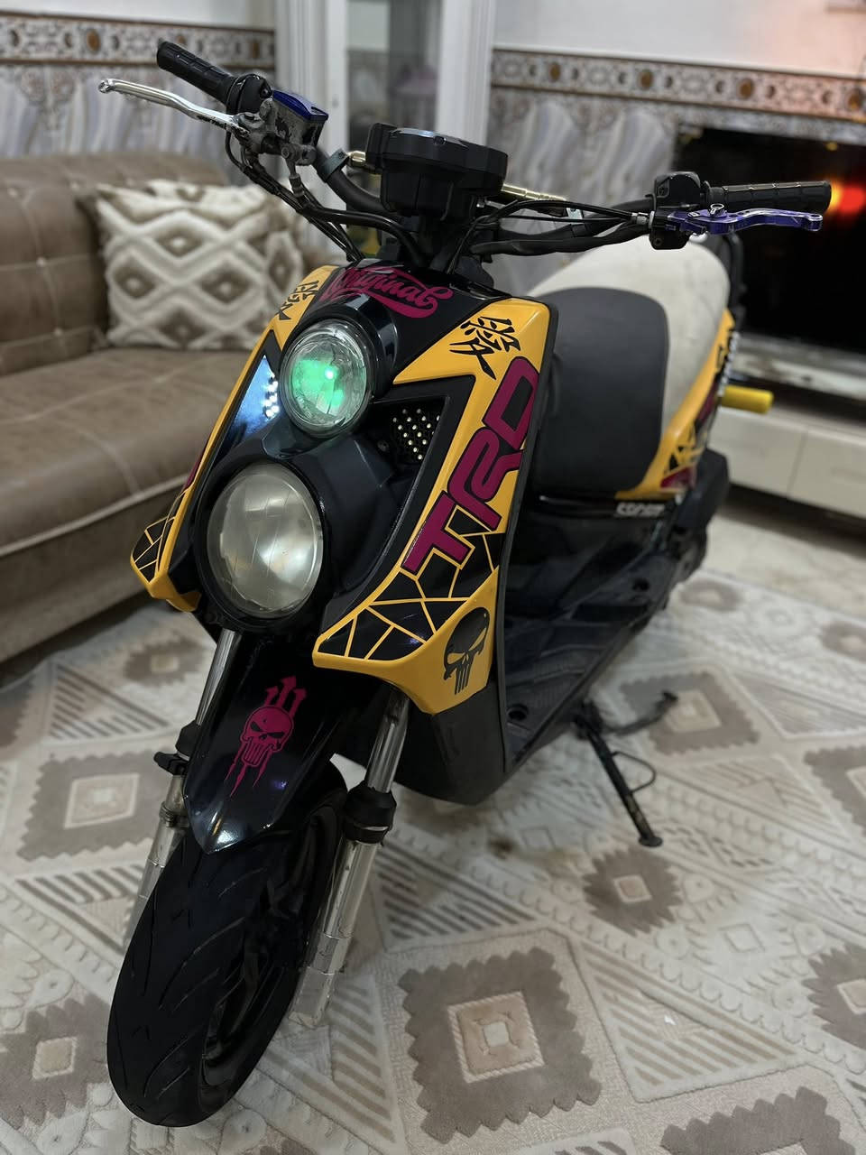 سلام عليكم سكنس جبلي مفتوحه بوشه 58 ونص بلاد مزوعه تزويد
سكان رياضي 
دبلات رياضي اصلي
صينيه رياضي
قبق عنباري
كفرات موشمه
صالنصه صجميه اصلي
بك لايت اصلي 
كلجات رياضي
وبعد هواي سعر ٧٥٠ وبيه مجال مكان ناصريه مركز *********** واتساب فقط
