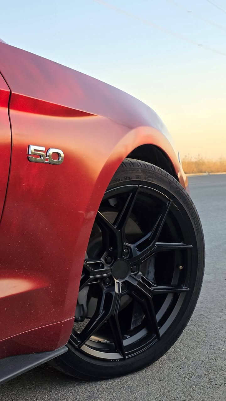 عربي - کوردی
FORD MUSTANG GT 2023 (10Speed)
فورد موستنك ٢٠٢٣ جيتي (مرقم السليمانية)

سيارة مو مال معرض مال بيت!
كير اوتو ١٠ نمر
لون كرزي مميز
وارد كندي دخول جديد
عداد كيلومتر
ماشي ١٩ الف ميل (٦ الف في العراق)

المواصفات:
•رادار جانبي مرايا (نقطة عمياء)
•تحديد مسار
•شاشة كبيرة sync3
•٩ سماعات
•ابل كاربلاي و اندرويد اوتو
•كشنات كهرباء
•لايت عالي اوتو
•بصمة
•تشغيل عن بعد
•مودات (نورمال-سبوت-دراك-تراك-ثلج و مطر)
•مودات ستيرن (نورمال-سبورت-كومفورت)

الإضافات و التزويدات:
• عليها برمجة و تفريغ من كندا
•ايج بايب ستيدا
•دبات فلو ماستر
•اكسل باك فلو ماستر
•ويلات سبورت ٢٠ انج (٢ سايز ١٠.٥ و ٩.٥)
•لايتات ٢٠٢٤
•دعامية ماك ١
•سبويلر شيلبي
•دفيوزر شيلبي
•السبويلر و الدفيوزر البلادي موجود عندي
صوت السيارة عالي نغمة و حلو جداً

رقم الشاصي: 1FA6P8CF7P5305423

السيارة حادثها جانبي خفیف جدا بجم كبس بدون دواخل ابدا!
بيها قطعتين و نص صبغ و  ثلاث قطع كلير
ارباك بس بردة السائق طاك و مبدل بلادي
يعني خمس قطع و نص و السونر موجود في المنشور

السيارة ما بيها أي نقص و السيرفسات كلهم منجز في وقته بأفضل مواد و حطيت بيه فقط بنزين سوبر
سنوية جديدة بأسمي تحويل نفس يوم

١٨٩ ورقة و مجال قليل للطيبين
السيارة في السليمانية
إذا شراي أتصل أو دزلي رسالة
*********** whatsapp/viber

FORD MUSTANG GT 2023 (10Speed)
فۆرد مەستانگ GT (ڕەقەمی سلێمانی)

١٠ گێڕ ئۆتۆماتیک
مارۆنی
تازە داخڵبووە کەنەدیە
گێچ كيلومتر
١٩ هەزار میل رۆشتووە (لێرە ٦ هەزار رۆشتووە)

مواسەفات:
•راداری تەنیشت (ناوچەی کوێر)
•خەتی جادە
•شاشە گەورە sync3
•٩ سپیکەر
•ئەپڵ کارپلەی و ئەندرۆید ئۆتۆ
•کوشن کارەبا
•لایت ئۆتۆ
•بەسمە
•شەغال
•٥ مۆدی لێخوڕین (نۆرمال-سپۆرت-دراگ-تراك-بەفر و باران)
•مۆدی سوکان (نۆرمال-سبۆرت-كۆمفورت)

دەسکاری و جوانکاری:
•بەرمەجە و دەسکاری کەنەدا
•داون پایپ
•ئێچ پایپ ستيدا
•کاتم فلۆو ماستەر
•ئەکسل باك فلۆو ماستەر (سیستەم ئەکزۆز ئەکتیف)
•ویلی سپۆرت ٢٠ ئینچ (٢ سايز ١٠.٥ و ٩.٥)
•لايتی شکڵ ٢٠٢٤
•دەعامی ماك وەن
•سپۆیلەری شێڵبی
•دفیوزەری شێڵبی
•سپۆیلەر و دیفیوزەری بیلادیم ماوە
•سەوتێکی بەرز و خۆشی هەیە

رەقەم شاسی : 1FA6P8CF7P5305423 

دوو پارچە و نیوی بۆیاخە.
سێ پارچەی کلێری کەنەدایە بێ دەعم
یەعنی پێنج پارچە و نیو سۆنەرەکەم داناوە

بێ شاسی و ناوگرتن  پێش و پشتی کەپسە بە شەرت دەعمەکەی زۆر سوکە
ئێرباگی بەس شان تەقیوە و بیلادم داناوەتەوە

سەیارەکە هیچ نەقس و مەسرەفێکی نیە و هەموو شتەکانی بۆ کراوە و بەس سۆپەری تێکراوە

سەنەوی تازەیە بە ناوی خۆمەوەیە
سەیارەکە هی ماڵە و مەعرەز نیە و یەک دەستە
تحویل و غرامە بەشەرتە

١٨٩ وەرەقە و مەجالێکی کەم
لە سلێمانیە
موشتەری تەلەفون بکات یان نامە بنێرێ 
*********** whatsapp/viber
