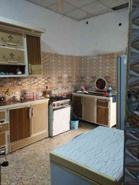 100متر وقف سني اصولي مدفوع سنة 2025 نت مجاني على طول السنه من دائرة الكهرباء قاطين اربعة غرف وصحيات العدد3 واجهة عشرة ونزال عشرة خمسة دقاىق على التبليط والجيران ذهب  السعر 75 البصرة***********
