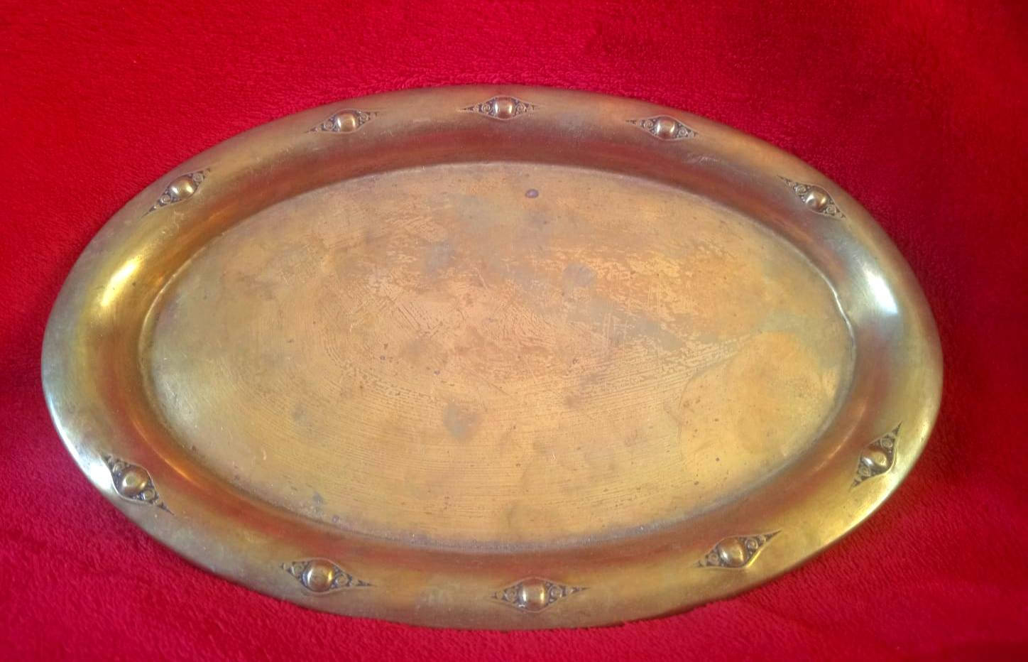 طقم نحاس اصفر قديم انتيك لمحبي الديكور المميز المقاسات موضحة بالصور
#ديكورمنزل #مقتنيات #احلي_الانتيكات #انتيكات  #اكسسورات_منزل #accessoriesfurniture #vintage #antiques #decor #تراثنا #علي_قديمه #نحاس #عتيقة #antiquefurniture #decoration


**إذا كنت صاحب هذا الإعلان وتريد حذفه لأي سبب، رجاءا أرسل رسالة إلى الدعم الفني**