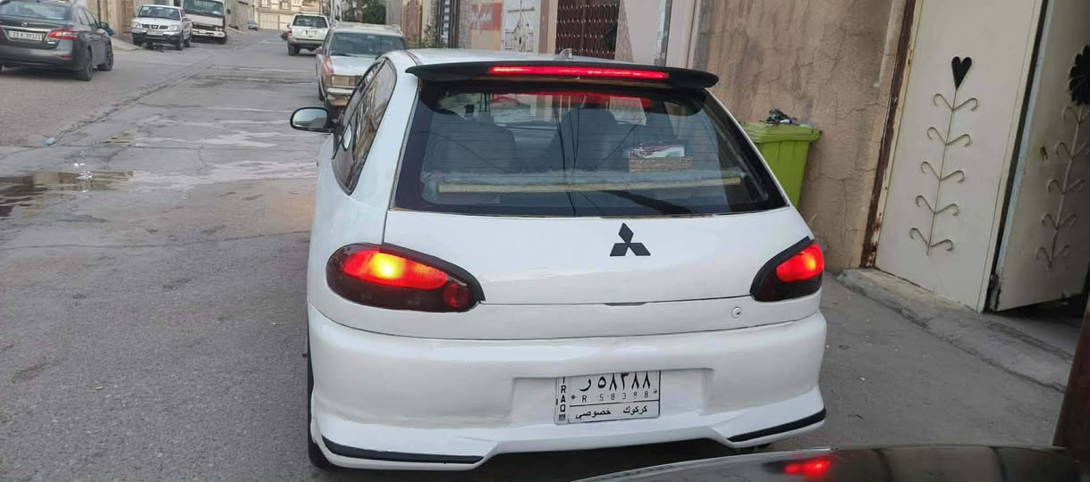 مسيوبوشي كولت موديل 1992 گير توماتيك محرك بروتون تبريد بس ميشتغل
كوبون بنزين بيهه سنويه عاج منتهي شرط التحويل والقرص والاظباره 
تايرات جديد كهرباياته شغاله صدرهه مضبوط مكان سياره كركوك
سعره. 25 بي مجال 
*********** كركوك, العراق
