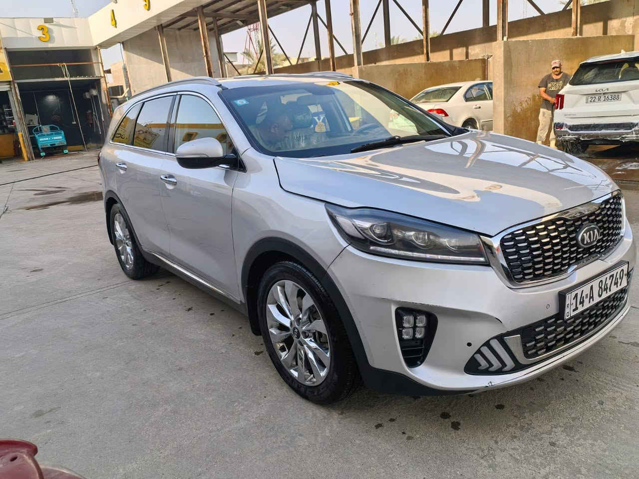 مديل ٢٠  سياره خليجي  بيه ٣ قطع صبغ  بيه جاماق بنيد  الاستفسار عله هذا رقم ***********
