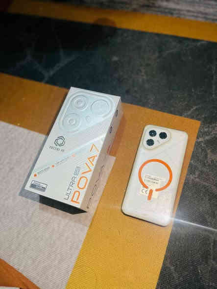 السلام عليكم موبايل الاسم: تكنو بوفا 7 ألترا 5G الذاكرة256 الرام ٢٤المعالج: ميديا ​​تيك دايمنسيتي 8350 ألتيميت معالج الذكاء الاصطناعي الشبكة: 2G/3G/4G/5G الشاشة: 6.67 بوصة AMOLED بدقة 1.5K وتردد 144 هرتز الكاميرا: الخلفية: 108 ميجابكسل الأمامية: 13 ميجابكسل البطارية: 6000 مللي أمبير، السعر380قفل رقمي للتواصل ***********
