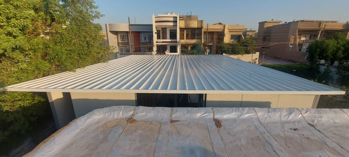 مرة خصت الادمن عمل بيت سندويچ مساحه القطعه 80 متر كرسته وعمل تئسيس مجاري وماء وكهرباء وديكور تسليم مفتاح وضمان الاتصال ع الرقم *********** اوادخل خاص
