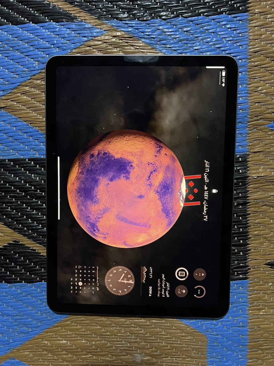 ايباد آير 4 لك وتر الذاكره ٦٤ البطاريه ٩٢السعر٣٢٥اعتذر علاه المراسليني أو ماء جاوبتهم لن جانت عندي فاتحه رقم ***********بس واتساب متواجد
