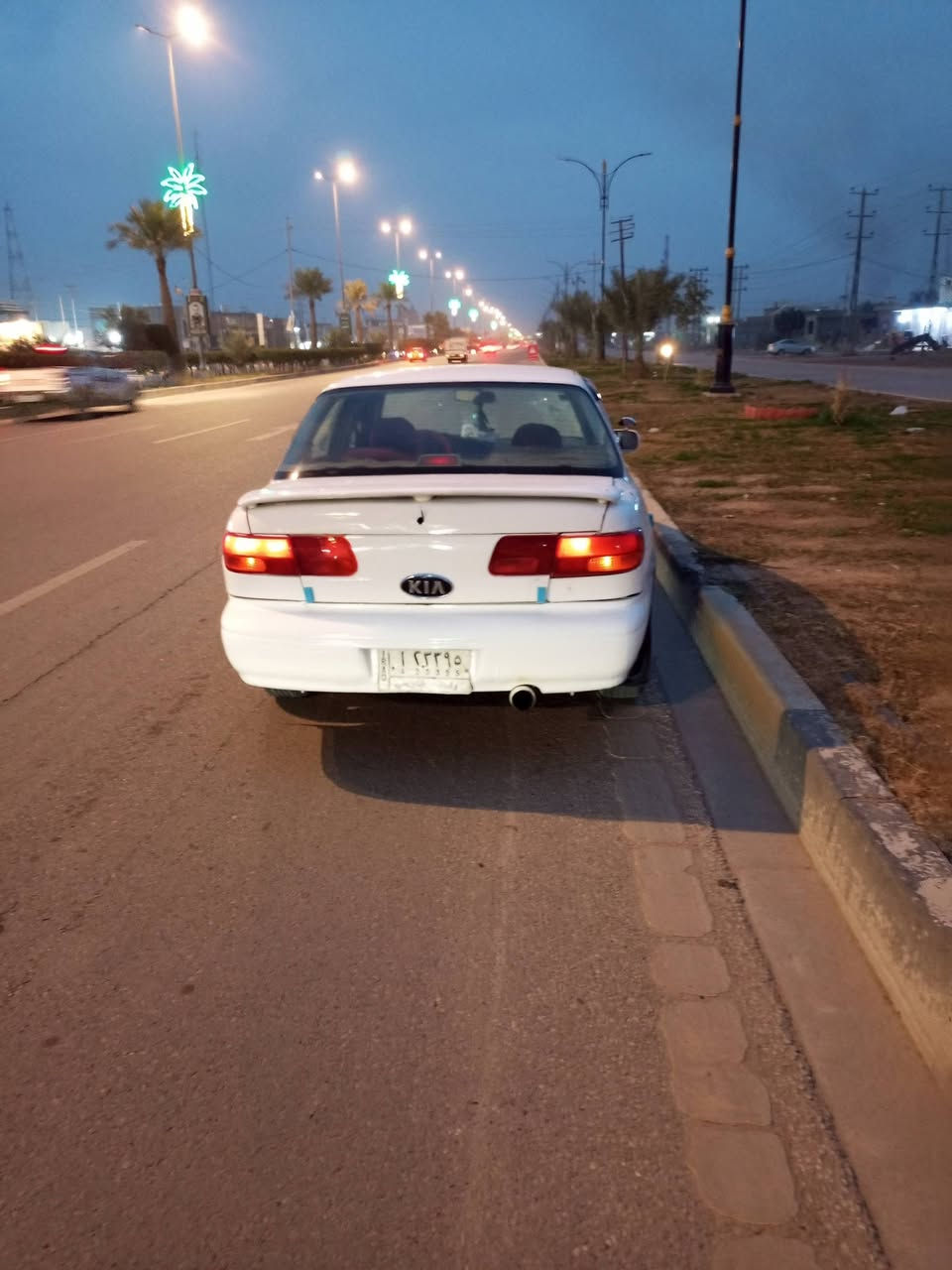 سلام عليكم كيه سيفيه موديل 96رقم واسط سنويه مجددا 29محرك كير حداديه كشر خير من لله وتجي وتشوف بعينك
مال جناي ربع مذب عليه السعر 30وبيه مجال حك الجيه 
 المكان واسط الصويره للاستفسار الاتصال على ***********
