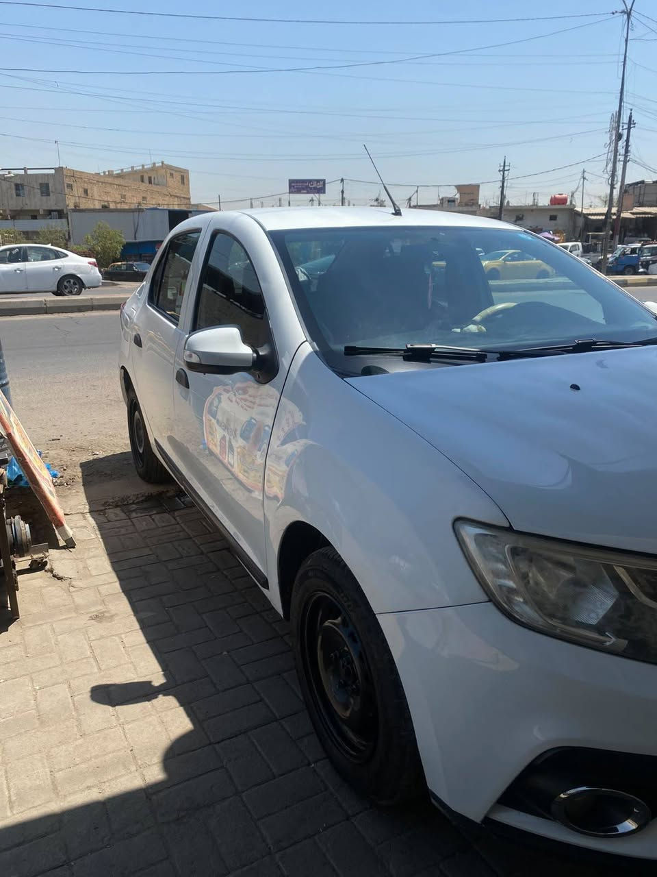 السلام عليكم رينو سنبل للبيع السعر 75 ورقه 
موديل 2019
رقم السياره بغداد
للاستفسار الاتصال على ***********
غير متواجد على الفيس
