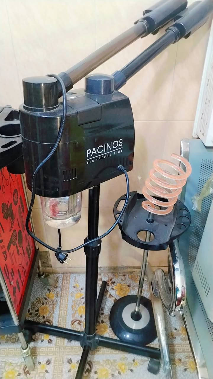 السلام عليكم اخواني غراض صالون للبيع بأسعار مناسبه الموقع حي العامل مقابيل العمارة قرب مجمع بركات موسى الكاظم عليه السلام الطبي الاستفسار على هذا الرقم ***********
