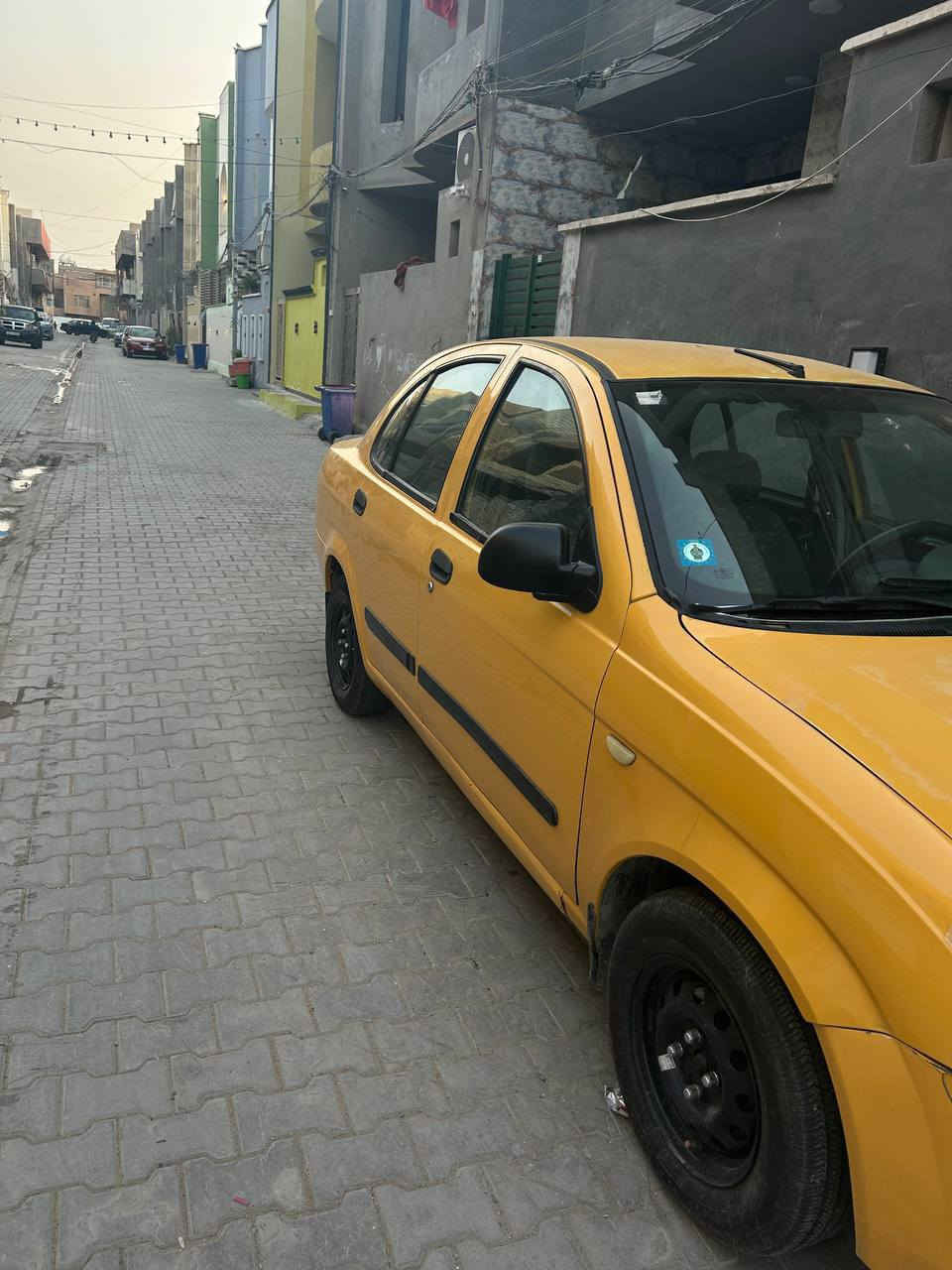 السلام عليكم سياره طيبه 2015 كير ومكينه خير من الله نكره سلف  مكفولات بيها جاملغ مبدل ايمن السياره احلى من الصور بل الواقع السعر ٣٥ وبيها مجال قليل حك الجيه عنوانها بغداد الشعله قطاع ١٥ ***********
