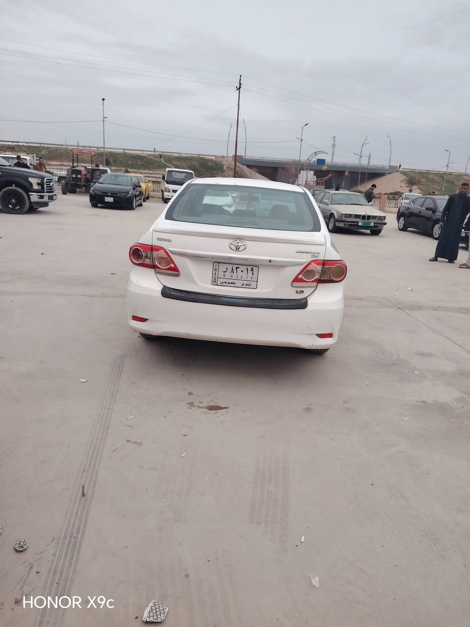 كورلا 2012 رقم نينوى الماني محرك18 ضررها بارد بالسقفيه حافه باب الخلفي صبغ
*********** 
115قفل
