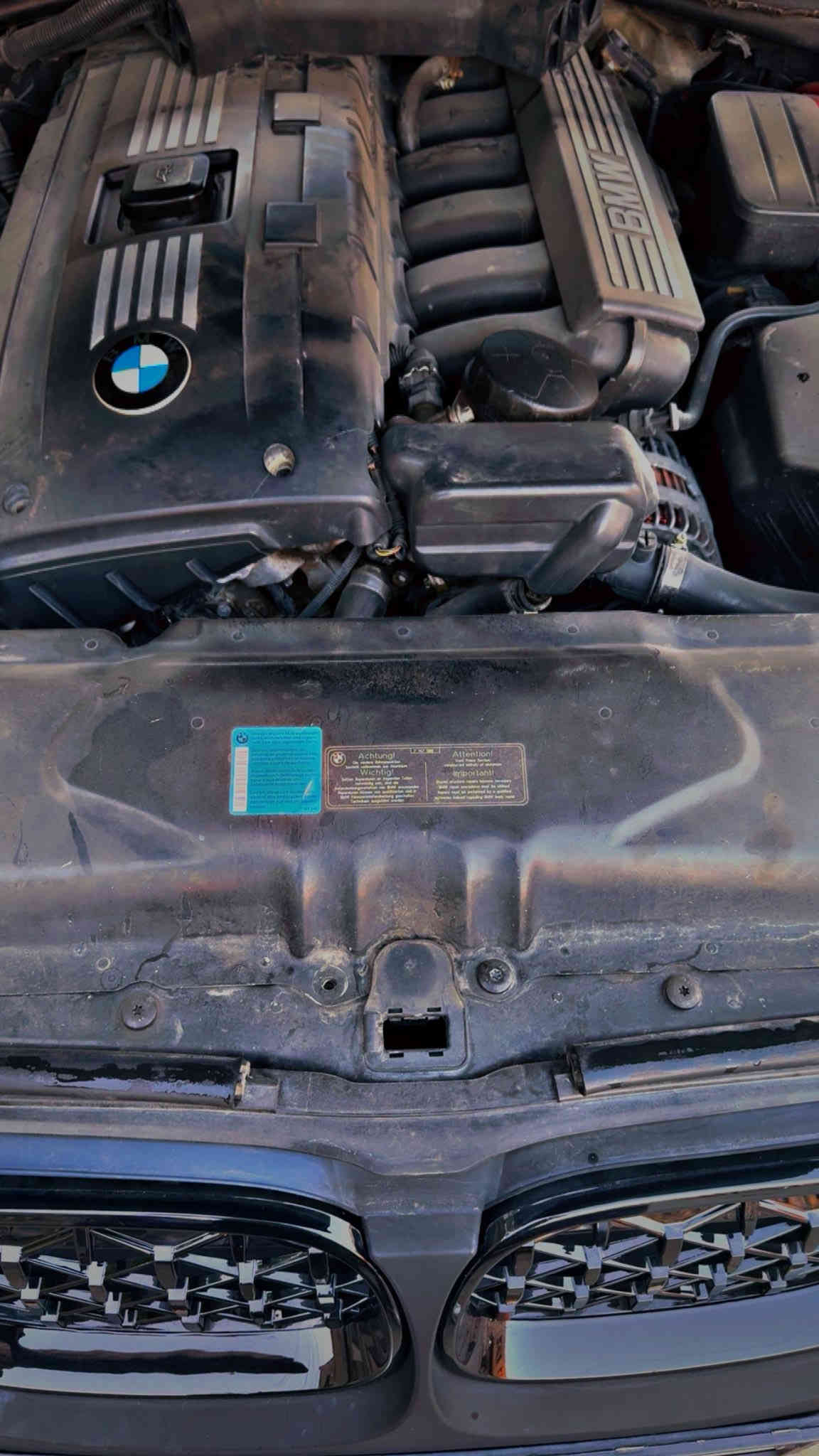 للبيع او مراوس 528. e60 رقم سليمانيه تحويل ثاني يوم 
 السعر ١١٠ وبيها مجال
جاهزه تبريد ثلجج لا ينقص. ولا يبوخ ولا هل امور
كشنات جلد مخمل m غرفتها كلش جديده
دعاميات ودوسات ومري M5
لايتات جدد نهار ديناميك
ويل١٨
تحكم ستيرن وكروز سرعه شغال
بيها طخه بل باب الخلفي وبدايه هلال الجاملغ ومصبوغات الباقي بيها شويه جراد
السياره مكينه وكير خير من الله. ولا بيها نظوح ولا جبنه ولا دجه ابد خير من الله كلشي شغال بيها
العنوان زيونه الغدير ***********
