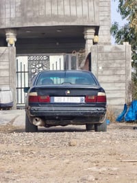 بي إم ٥٢٥ • ١٩٩١ • رقم انكليزي