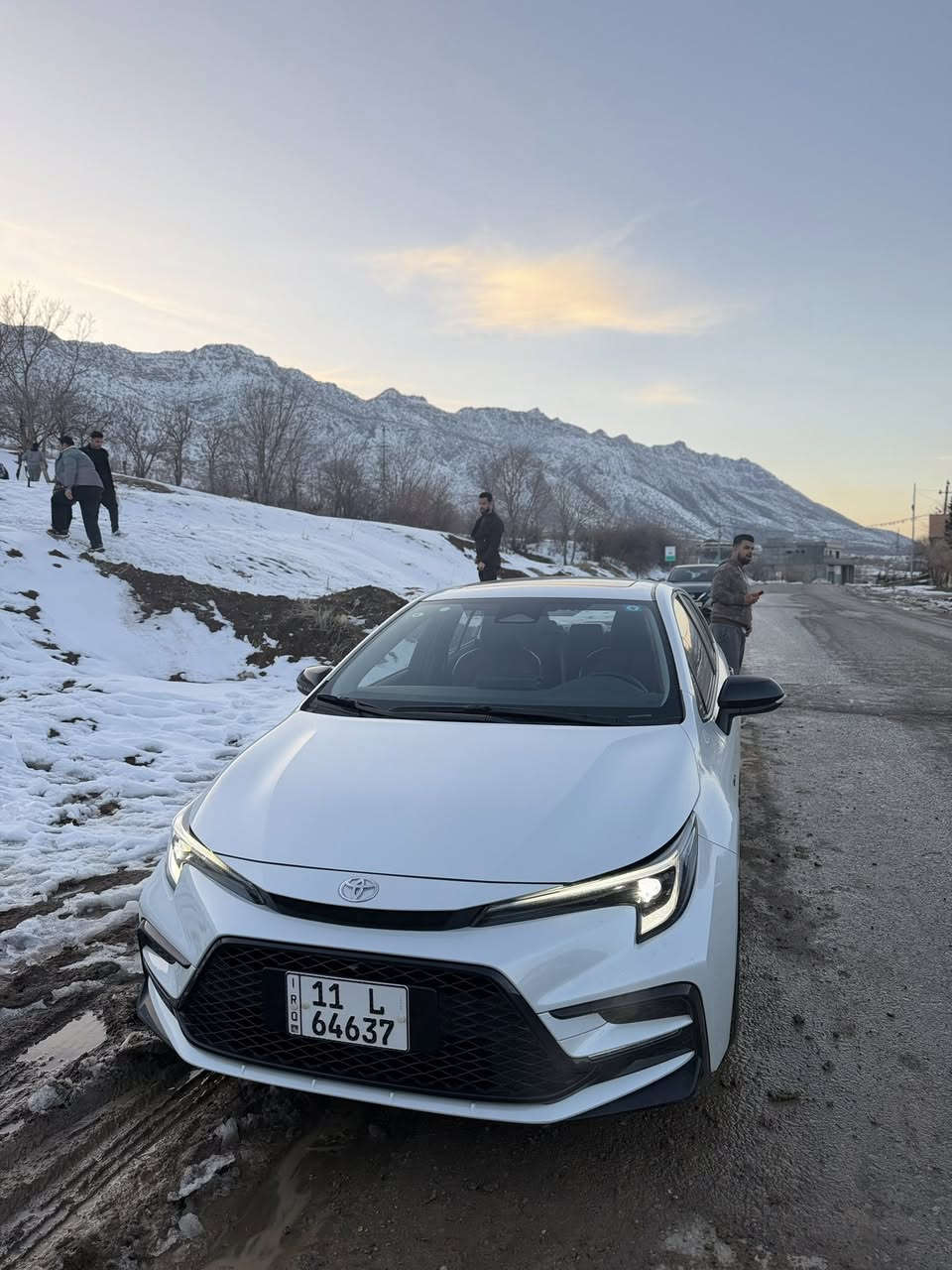 كورلا اس 2025 ماشيه 7 الف مكفوله كفاله عامه داخل احمر كرسي كهرباء . ب اسمي السعر  166$ وبيها مجال عنوان بغداد ***********
