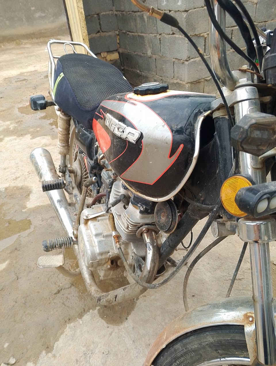 السلام عليكم دراجه تايكر للبيع 320وبيه مجال اوراق اصولي كهرباءيات الباتري تبدله كلهن شغاله***********مازنجر ماتواصل بيها رقم المكان محاويل
