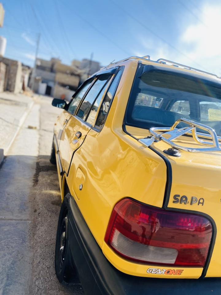 السلام عليكم سايبه موديل 2015 السياره حلوه ونضيفه كير مكينه تبريد كله تمام شواصي نضيفه تخم تاير صدر جديد دوشمه جديده شاشه السياره جاهزه من كلشي كبل للشارع رقم بغداد انكليزي سنويه لحد 2028 مكاني بغداد الحسينيه الراشديه 
رقم الهاتف ***********
السعر 35 وبيه مجال
