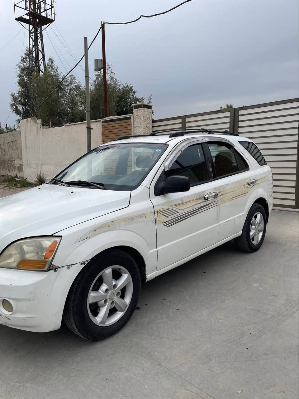 كيا سورنتو مديل 2007 مشروع وطني بسمي كير محرك 3600نضاف امريكي بيها ضرر باب السايق وبيها قطعتين صبغ فقط السعر 72 وبيها مجال العنوان بغداد الحريه رقم الهاتف *********** Colombo, Sri Lanka
