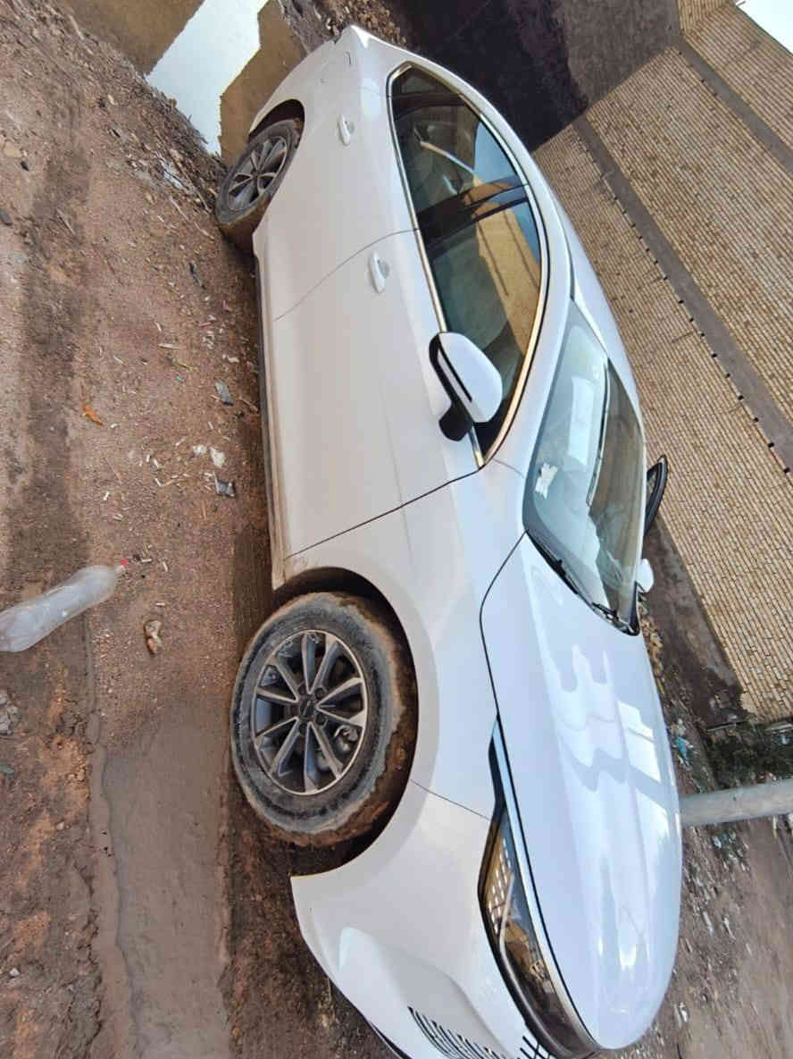 السلام عليكم للبيع السياره 18و200 مليون كفاله عامه ماشيه 1134 الاف  مكانها حي اورر فحص موقت
الاستفسار الاتصال ***********  غراضه كامله بلجيس
