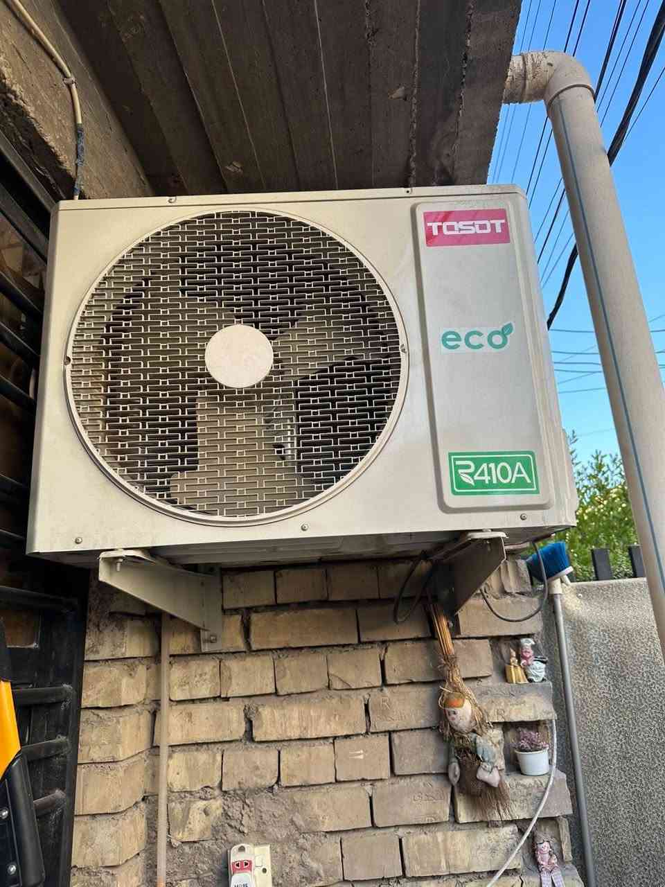 السلام عليكم مكلف بل نشر سبلت توسوت طن ونص عادي مو انڤيرتر الجهاز امانت الله جديد قبل شهر من شادي ما مفتوح ولا مصلح *********** رقم صاحب الجهاز المكان الدورة حي الصحة
