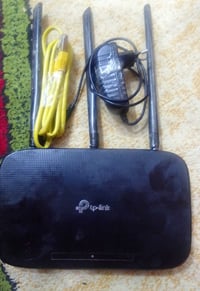 راوتر مستعمل قليل للبيع بسعر مناسب للاستفسار الاتصال على هذا رقم 07812...