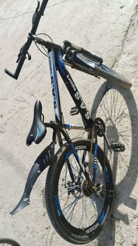 دراجة جبلي • حجم 26 • نضافة فول