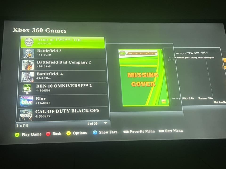 سلام عليكم اكس بوكس ٣٦٠ لمس تشغيل ويه ٣ يدات وهارد متروس العب قويه قفله ٩٠ الف مكاني حيور ام الكبر ***********
