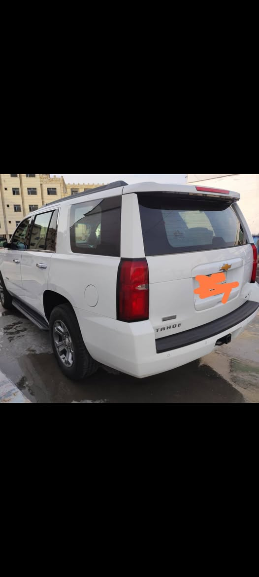 تاهو 2018بسمي على وضع الشركه كلها على بلاد السياره جديده بمعنه الكلمه ستعمال شخصي ماشيه 70 حقيقي مكان كوت عتذر على المراوس بيع فقط السعر 325وبيها مجال حك الجيه بس والله بعافيه الي يخذها تحويل نفس اليوم *********** بجم كبس بدون ارباك بدون دواخل حدثها جاملغ خلفيه وشبرين بقبق الجنطه الي حب يعرف حادثها يجي خاص
