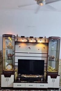 معرض شاشة • ٢٫٥م • نظيف كلش
