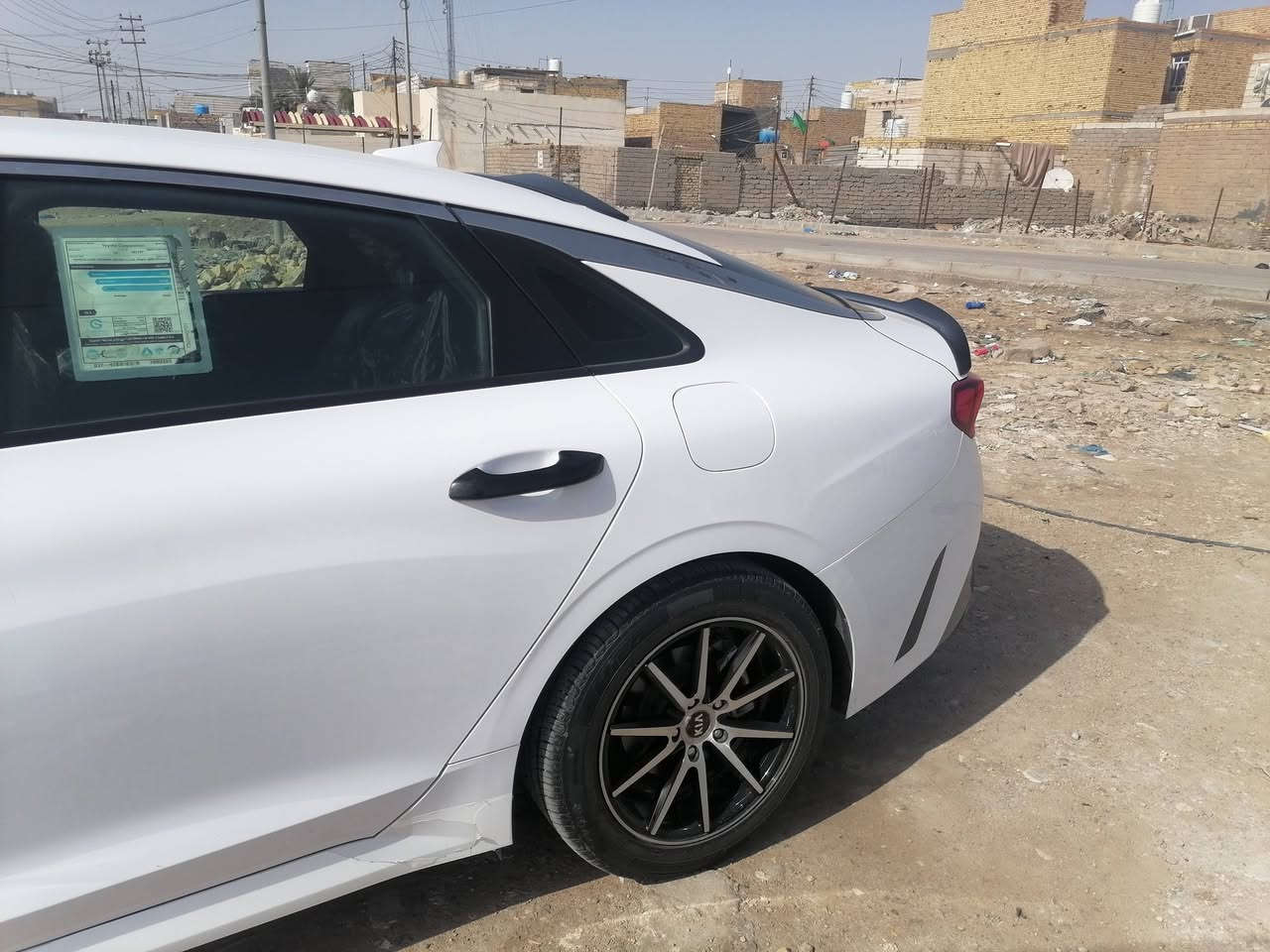 سلام عليكم  سياره كي فايف موديل 2022وارد امريكي محرك 1600توربو ماشيه 42الف سياره نضيف ماشالله كما موضح في السونار تشغيل عن بعد قياده ذاتيه وبيه اهواي مواصفات مكان السياره ذي قار مركز رقمه ذي قار معوقين   للتواصل والاستفسار ***********
