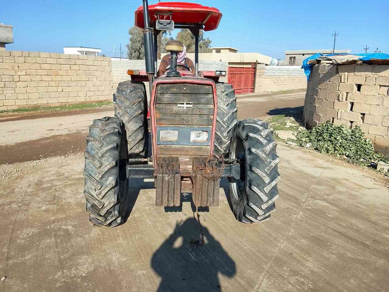 يوجد تركتر للبيع دبل إيراني موديل 2011
الاتصال والاستفسار على هذا الرقم 
***********
