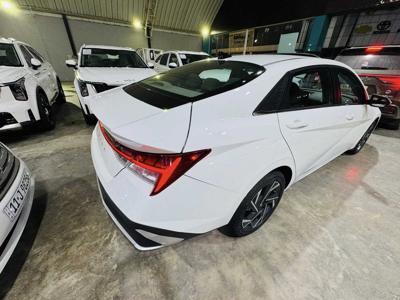 للبيع او مراوس
النترا 2025 محرك 2000 دوش وارد امريكي حادثه جنطه وبارد بارد بالجاملغ فقط بدون ايرباك البجم كبس شركه فول مواصفات بصمه تشغيل وابواب سايد بريك بصمه فتحه تشغيل عن بعد كشنات تدفئه ثلاث انظمه قياده اوتو هولد توقف ذاتي رادار 360 اناره ليزريه شاشه كبيره كاربلي لايت زنون بلادي لد خلفي ويل كب كروم 
مكينه وكير مامفتوح بيه برغي
السياره ماشيه الف بعده زيرو دخول جديد باسمي
السعر 169$
الاتصال ***********
