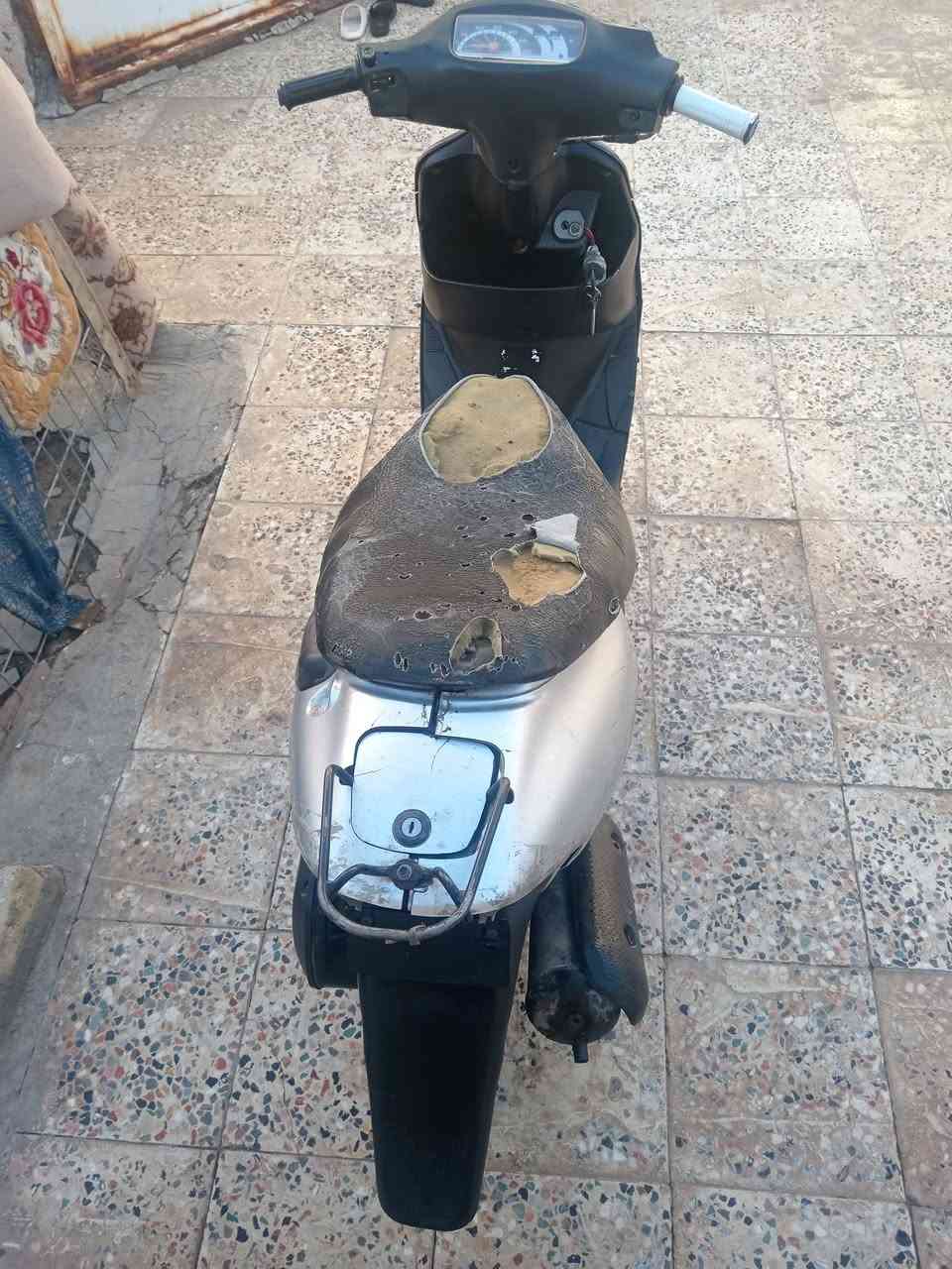 سلام عليكم شباب دراجه للبيع دراجه سازوكي جنطه دراجه تخبل مكينه شرط نعومه وشلعه ومعدل ب٥٥ شرط تأيرات جدد ودراجه مفتوحه بس بوشه وبستم وكفراتهاا ماموحدات وسعر ١٣٠ بيهاا مجال قليل جدن ومكان حولي الاف دار شراي خاص


**إذا كنت صاحب هذا الإعلان وتريد حذفه لأي سبب، رجاءا أرسل رسالة إلى الدعم الفني**