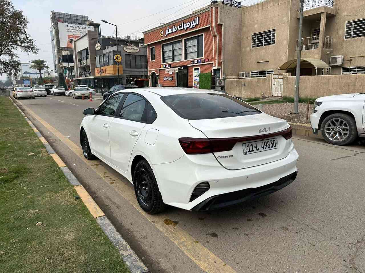 السلام عليكم سيراتو للبيع ٢٠٢٤ رقم بغداد جديد باسمي  محرك ٢٠٠٠ هزه جديده سياره مكفوله من صبغ وتبديل برغي ممفتوح بيها جاهزه معروفه مواصفاتها ١٧٢ بيها مجال بسييييط المكان بغداد الكرخ ***********
