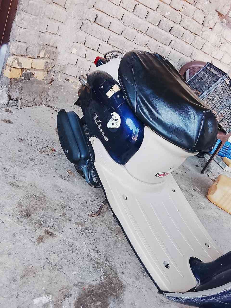 سلم عليكم ورحمه دراجة عبد الحليم اكلاسك للبيع الدراجة نضيفة كداك عينك أو نكرة شغالة  الكهرباءيات أو أوراقه كاملة السعر 300 أو بيهة مجال الاستفسار ***********
