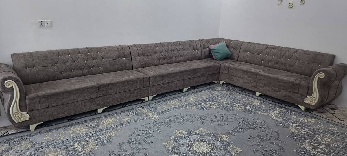 قەنەفەی  ئێڵ ٧ مەتر  زۆر پاک و تازەیە دەستکردە بە موادی اصلي و دەرەجە یەک دروستکراوە  نرخی ٢٧٥ هەزار شوێن چەمچەماڵ ***********
