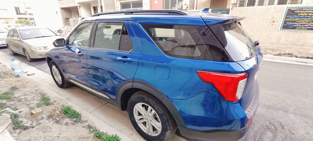 فورد اكسبلورر 2020 لون ازرق للبيع
‏Ford Explorer 2020 XLT
السعر 180 فقط
السيارة وارد امريكي استيرادي اني مزايد عليهه 
صارلهه عندي 4 سنوات
الضرر : حادث السيارة خلفي تبديل باب من الوكاله مع تعديل بسيط بالجاملغات  .
ايرباك  طاك ومرجع سستم 
رقم شاصي : بالصور
حجم المحرك   2.3 - 4 سلندر ايكو بوست
عداد المسافة 28,000km
المقاعد VIP 
المواصفات 
بصمة ابواب
صندوق شفط كهربائي 
كشنات قماش 
رادار أمامي تنبيه التوقف  مفاجئ
رادار جانبي (نقاط عمياء)
رادار خلفي(تحذير من الاصطدام)
حساسات خلفية+ كاميرا
كير ماوس
اوتو هولد Auto hold
هاند بريك بصمة
تبريد مركزي 
شاشة لمس 
‏Apple Car Play
‏Android Auto
تحكم وضعيات القيادة (Drive Modes)
مانع انزلاق+ABS
تحكمات استيرن
USB+منفذ 
وبقية المواصفات المعروفة
رقم بغداد وباسمي  
مكان السيارة (( بغداد )) 
للجادين في الشراء الرجاء اتصال 
او مراسلة الواتس اب 
***********
