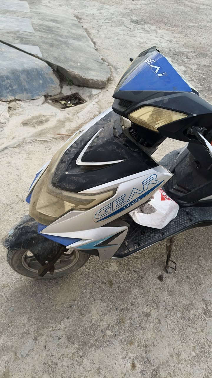 السلام عليكم دراجة شحن للبيع بحالة جيدة كهربائيات شغالة السعر ٣٧٠ العنوان ديالى شهربان رقم تليفون ***********
