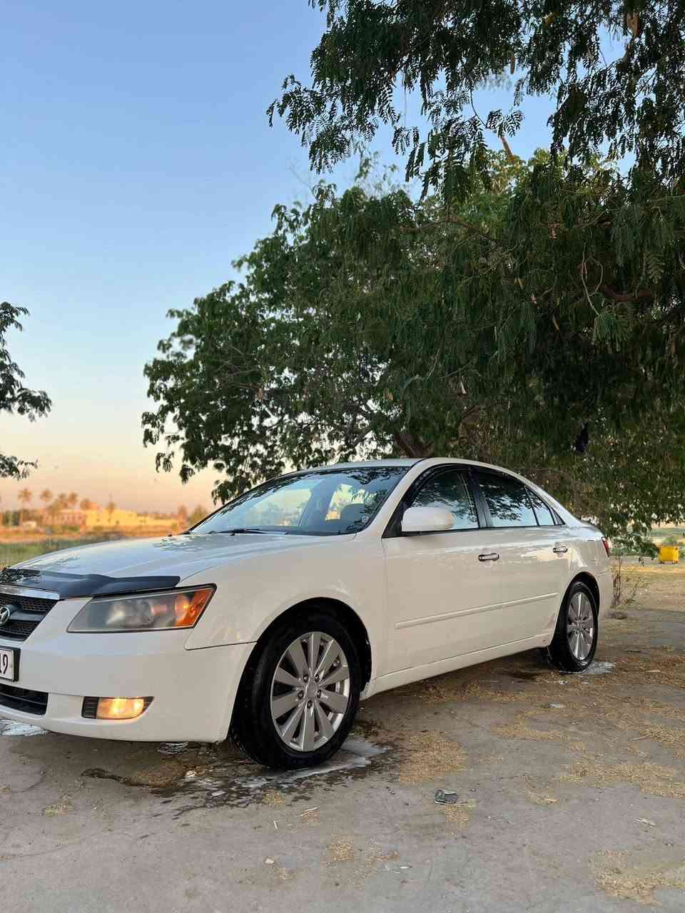 سلام عليكم سوناته 2007 وارد امريكي رقم بغداد  محرك 2400 تبريد منظومه جديده تخم تاير جديد حداديه جديده داخل صاج تحكم ستيرن السياره جاهزه عله اخر حبايه بيه صبغ 3 قطع بدون اي داخل مكاني بابل سده الهنديه السعر اتصل ***********

