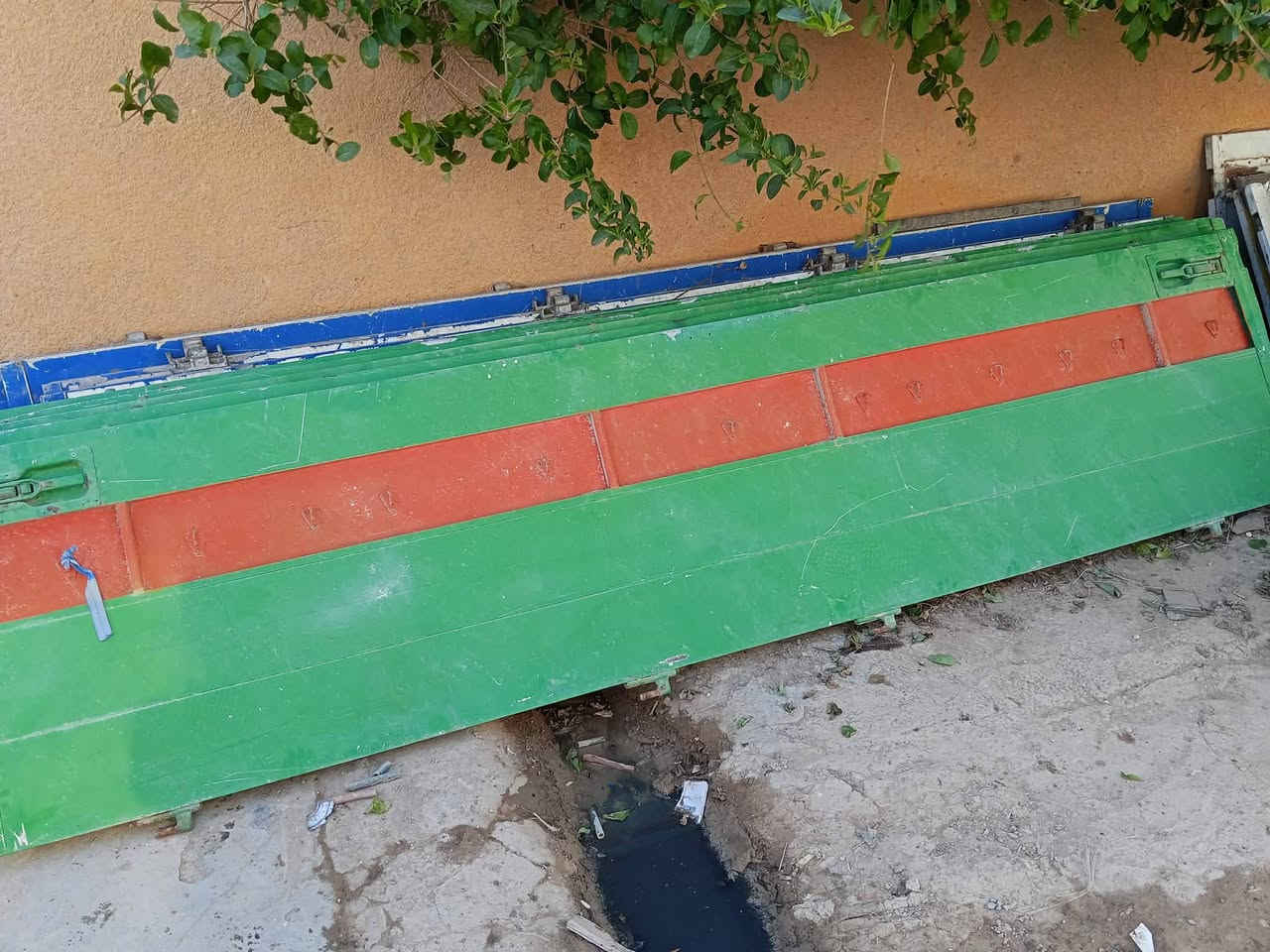 سلام عليكم اجناب كرون كامل مع باب دفتري للبيع مكان ديالى ناحية كنعان ‏‪***********‬‏
