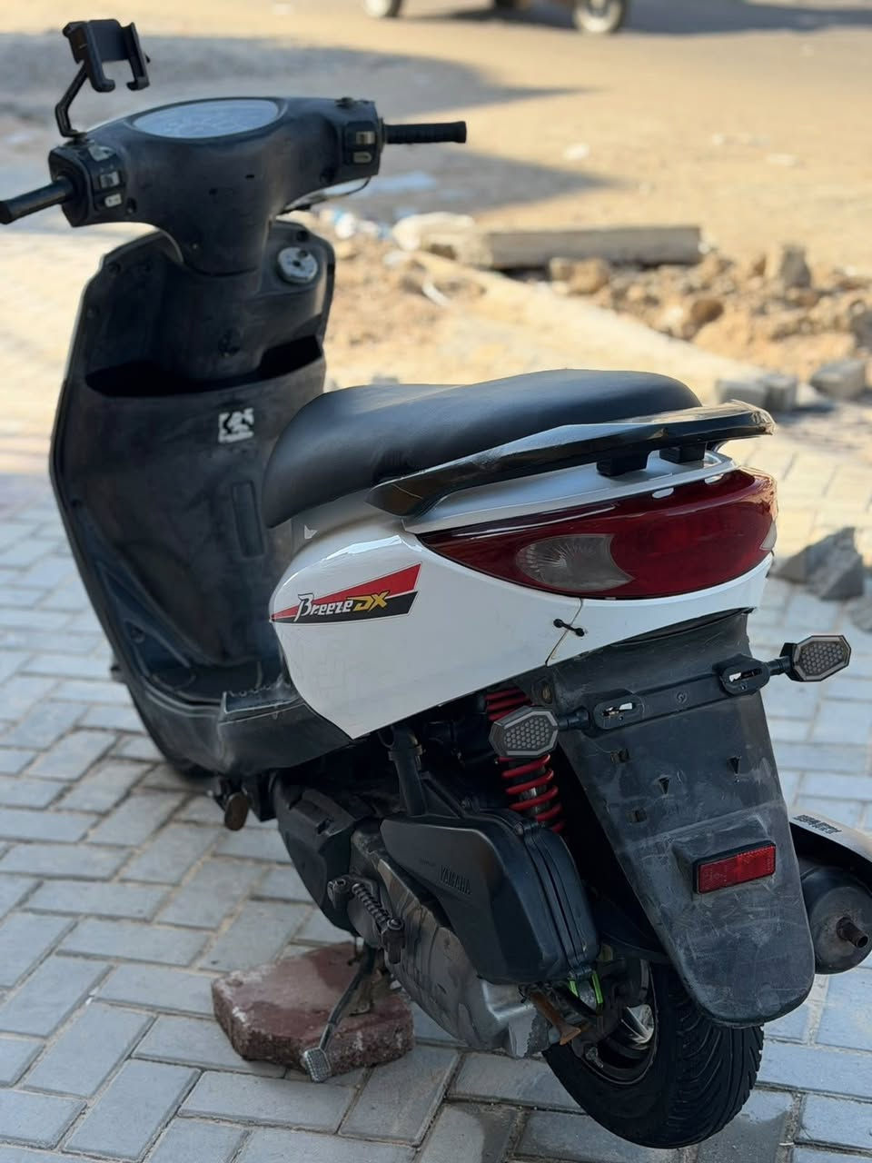 دراجه بريز السرعه 140 العنوان. بغداد رقمو التواصل ***********
