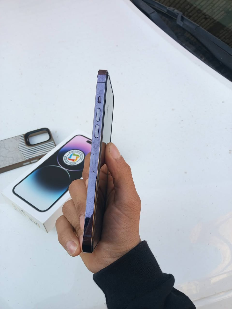 السلام عليكم 14برو ماكس ذاكرة 256 الجهاز ممفتوح بطارية 79 السعر 775 المكان بغداد البلديات ***********
