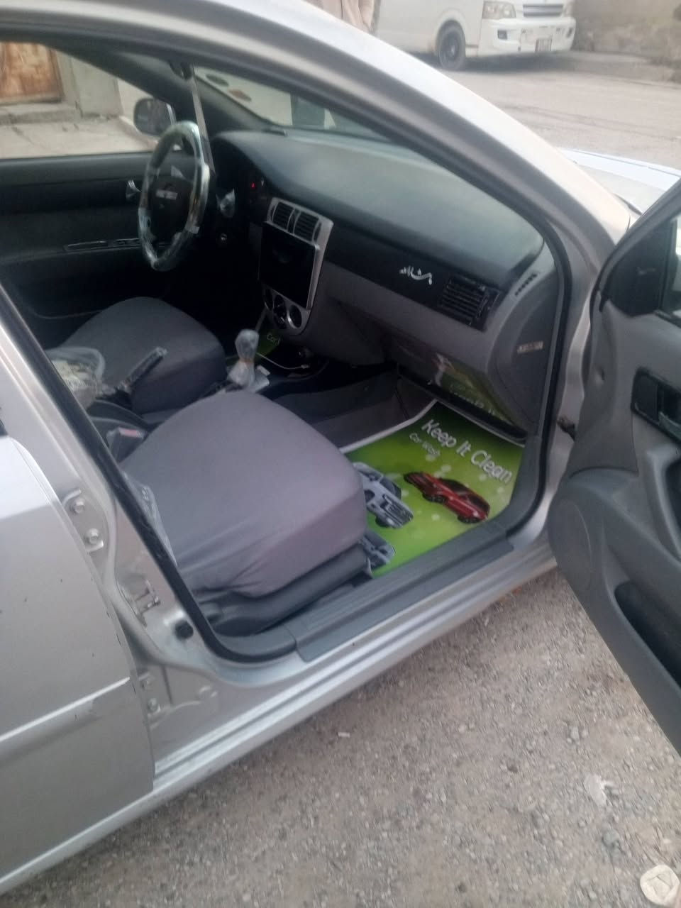 السلام عليكم اوبترا 2006رقم بغداد الجديد بسمي للبيع خصوصي ماشيه 147محرك تبريد صدر خير من الله غرفة السيارة جديدة 
السيارة فقط حالوب قليل بدون لا ضربة ولا ضبغ ولا تبديل  
السعر 60وبيه مجال مكاني الأمين الثانيه ***********
