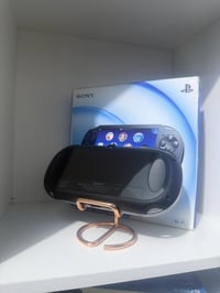 PS فيتا فت • مهكر • نضافة 98%