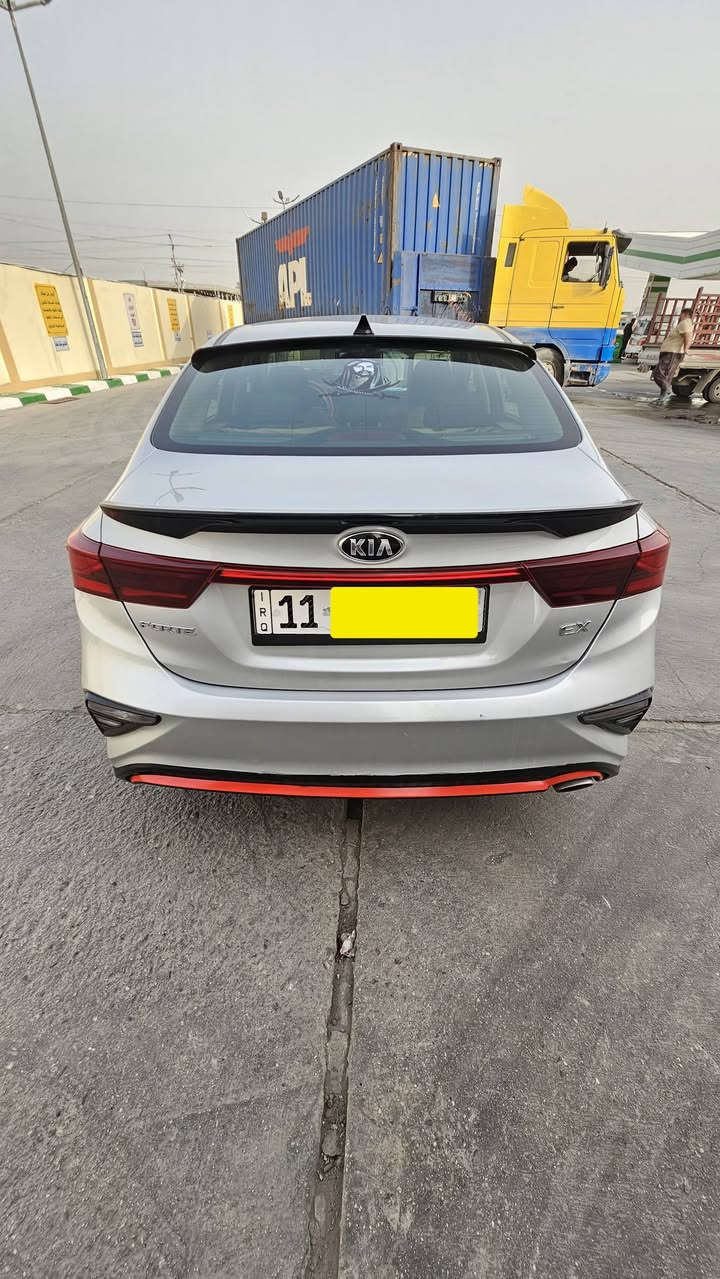 السلام عليكم كيا فورتي 2019
نص فول معروفه الموصافات 
كير ايتي محرك دوش 2000
ملضومه زنون شاشه جبيره
بدون ايرباك تخم تاير جديد 
تبريد خير من الله 
حادث بارد بل بنيد جاملق امامي
مبدل وباب مصبوق بدون دواخل
#السعر132 بيه مجال بسيط 
رقم الإنكليزي سياره باسمي تحويل ثاني يوم 
هزه جديده سونار بل منشور
الاستفسار فقط ع رقم ***********
مكان سياره بسمايه
ما يعجبك سعر سياره اعبر المنشور
