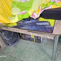 ميز • للبيع • أثاث